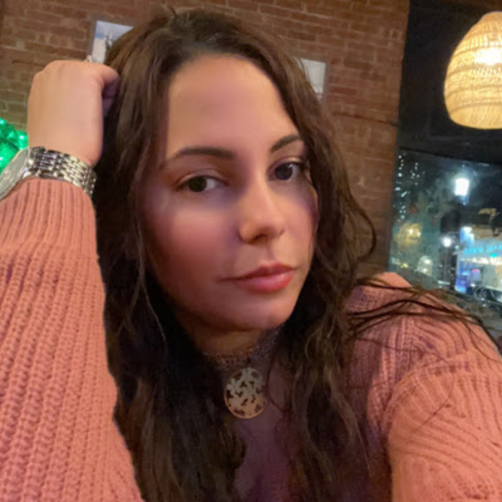 Meet your Posher, Eva